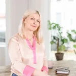 KAREN UNFUG - About